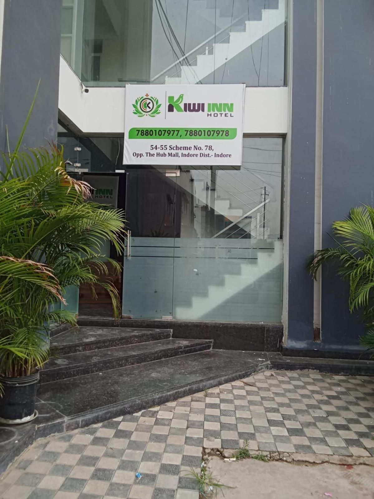 Hotel Kiwi Inn Vijaynagar Scheme 78 إندور المظهر الخارجي الصورة